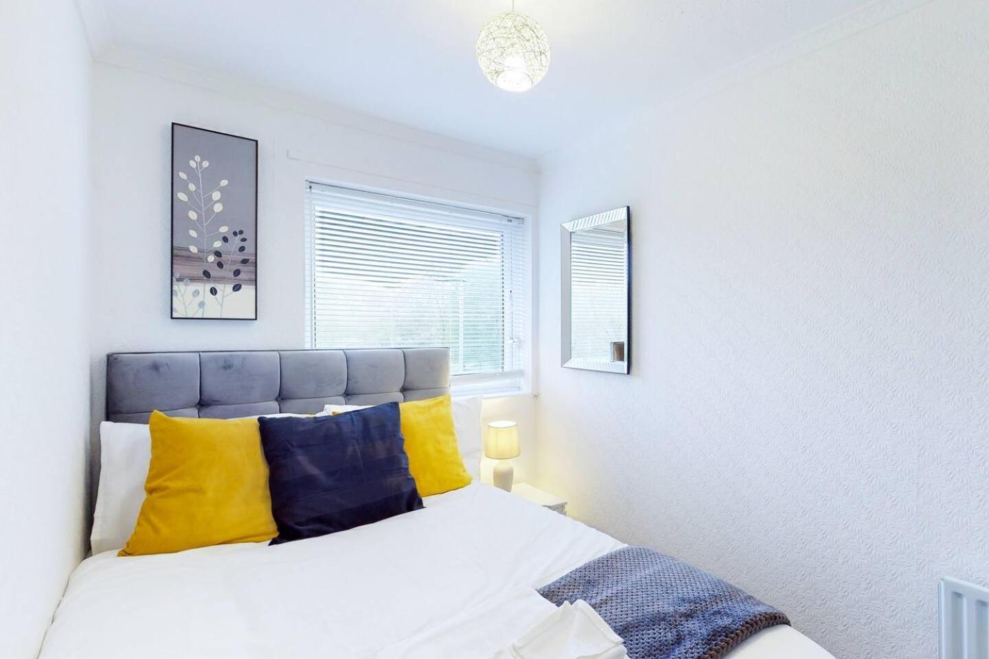 Holiday home Ranworth-house - In Bedford, Sleeps 5